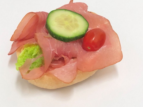 2518SchinkenBrötchen